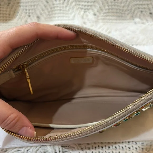 Prada Bag - Picture 15 of 17